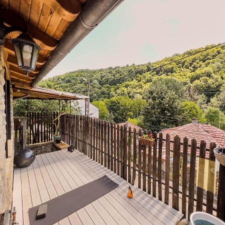The Base- Balance Hub Hotell Veliko Tărnovo Exteriör bild
