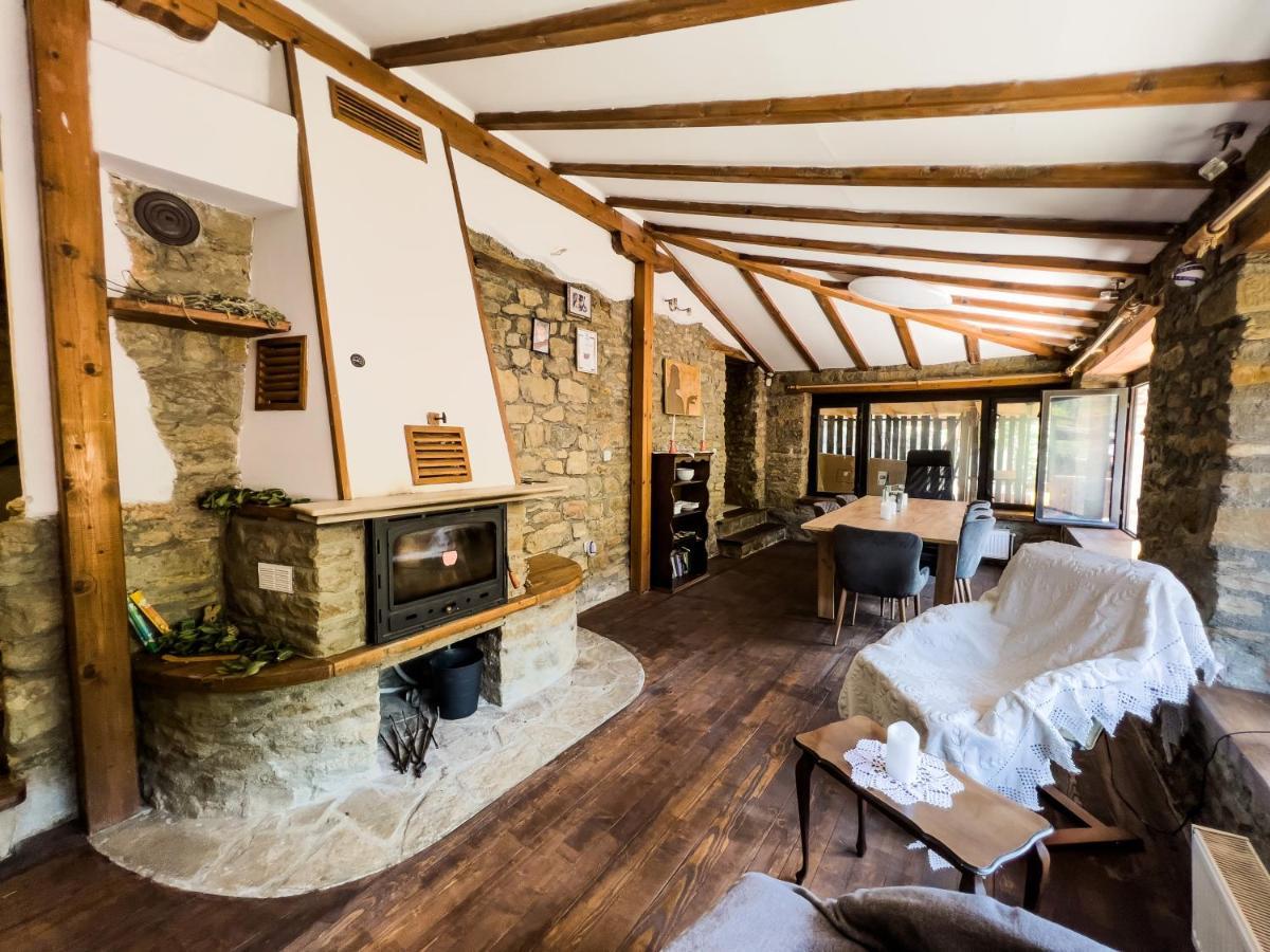 The Base- Balance Hub Hotell Veliko Tărnovo Exteriör bild